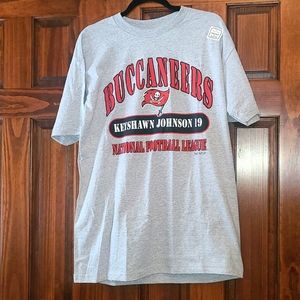 NWT Keyshawn Johnson #19 Tampa Buccaneers NFL T-shirt size L. Mint condition.